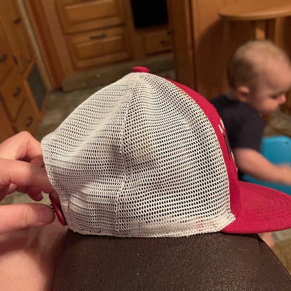 Child’s Arkansas Razorback flat bill hat - Picture 4 of 7